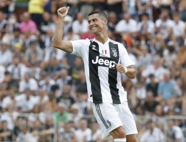 Η φωτογραφία του Ronaldo που έκανε τα «likes» να πέφτουν βροχή